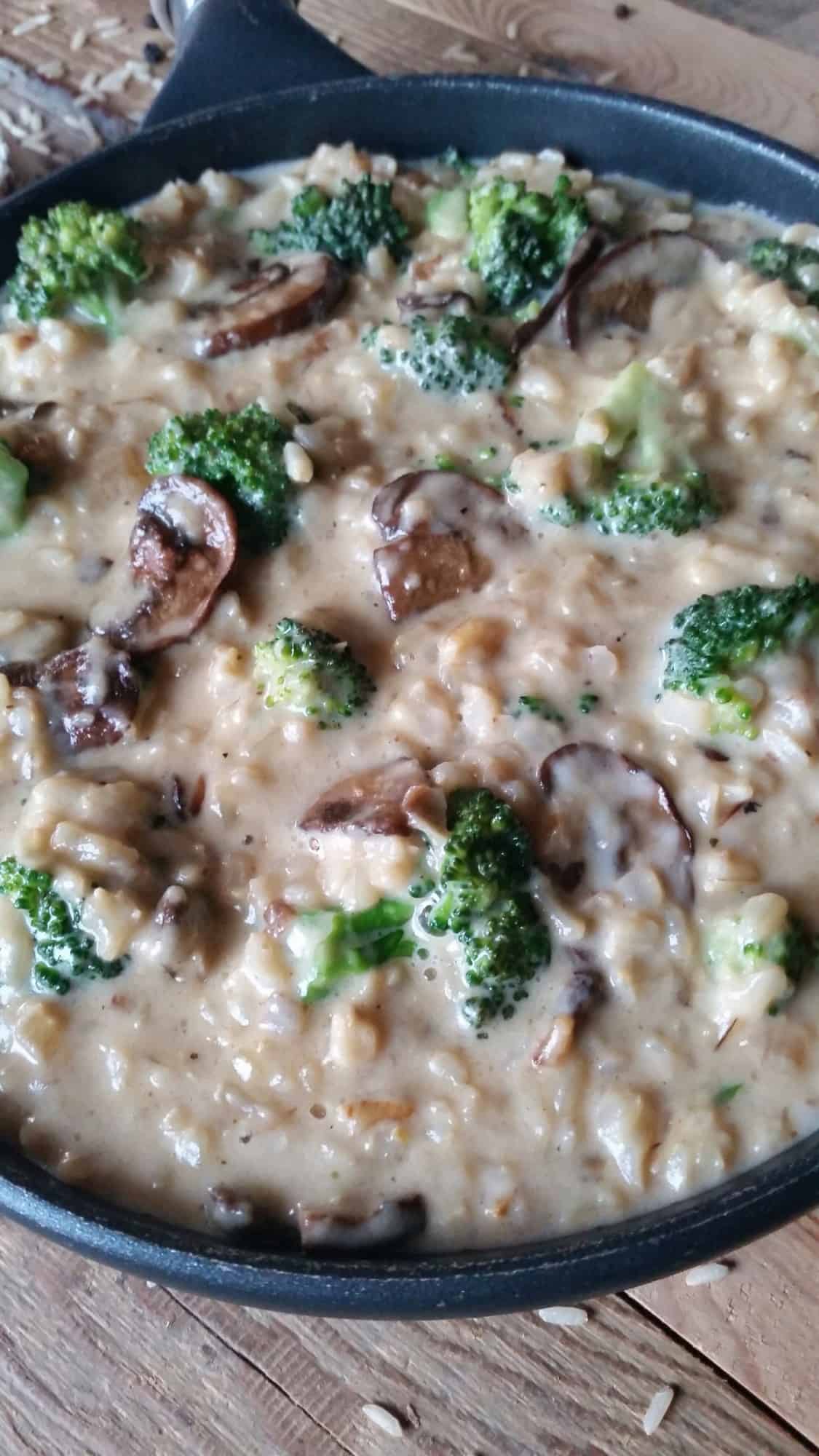 Cheesy Mushroom & Broccoli Brown Rice Skillet