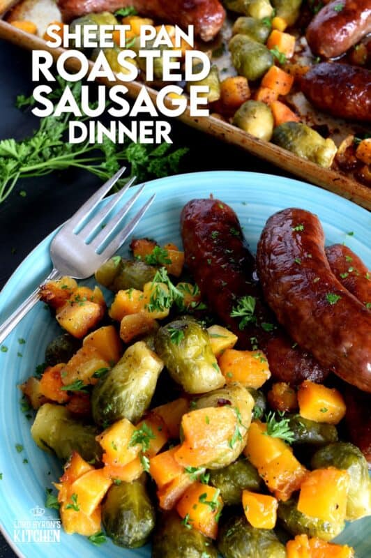 One pan dinners are all the rage, especially one that combines great tasting pork sausage and veggies. Doesn't this look delicious? It takes only 45 minutes to prepare this delicious Sheet Pan Roasted Sausage Dinner! #sheetpan #sausage #dinner #roasted #italian #family