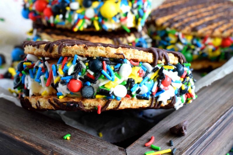 Stroopwafel Ice Cream Sandwich Cookies