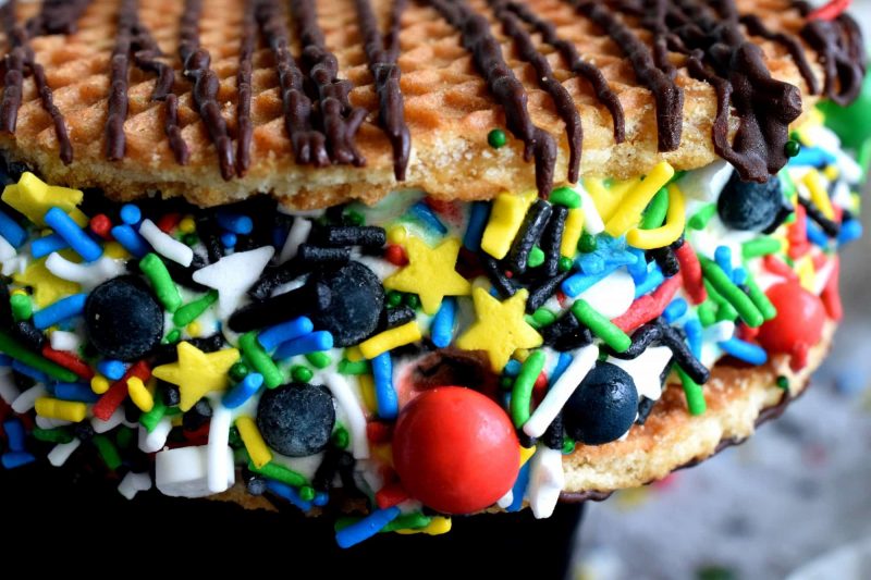 Stroopwafel Ice Cream Sandwich Cookies