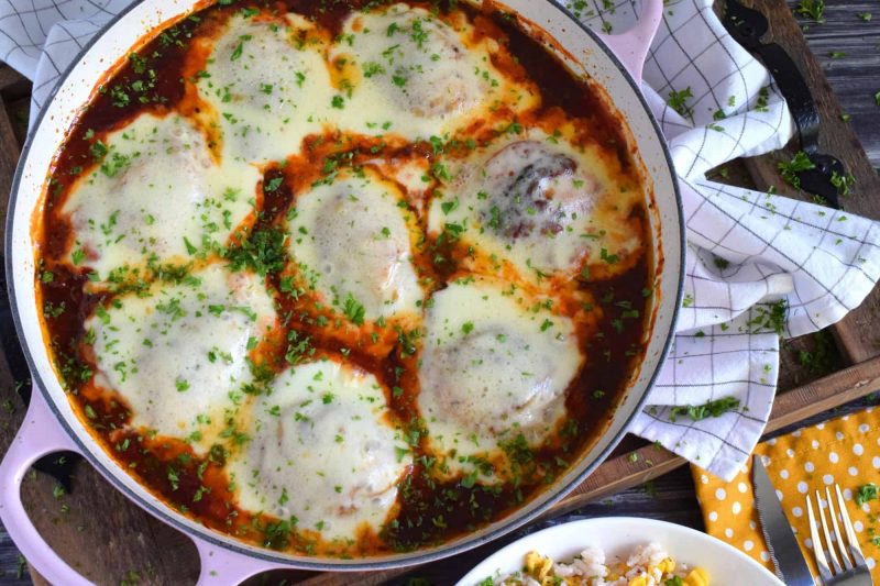 Cheesy Baked Chicken in Stewed Tomato Sauce