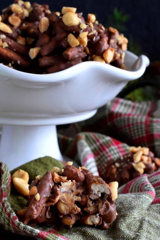 No Bake Chocolate Pretzel Peanut Cookies