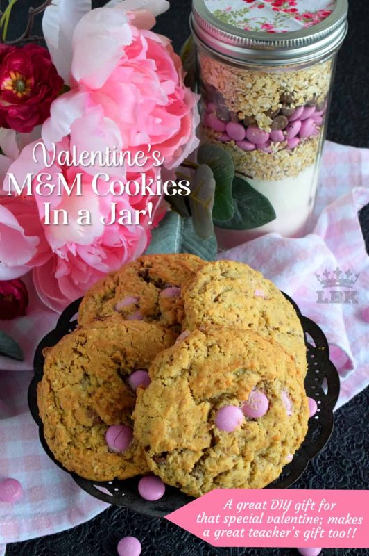 Jars packed with the ingredients needed to prepare a homemade recipe is a great gift idea! Show how much you care with Valentine M&M Cookies in a Jar!#cookies #mason #jar #recipes #valentines