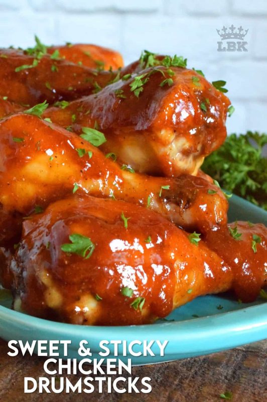 Sweet and Sticky Chicken Drumsticks is a recipe that's perfect for tonight's dinner.  Easy to prepare, no fuss, and very little clean up; a perfect weeknight family recipe! #sweet #sticky #chicken #legs #drumstick #dinner #weeknight #family
