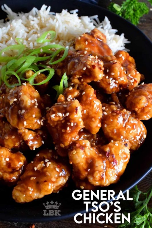 General Tso's Chicken is a North American Chinese food favourite! Fried, crispy, battered chicken is tossed in a sweet and spicy garlic and ginger sauce. Serve with extra sesame seeds and lots of rice for a great take out dinner made at home! #general #tso #tso's #chicken #homemade #takeout #chinese #food