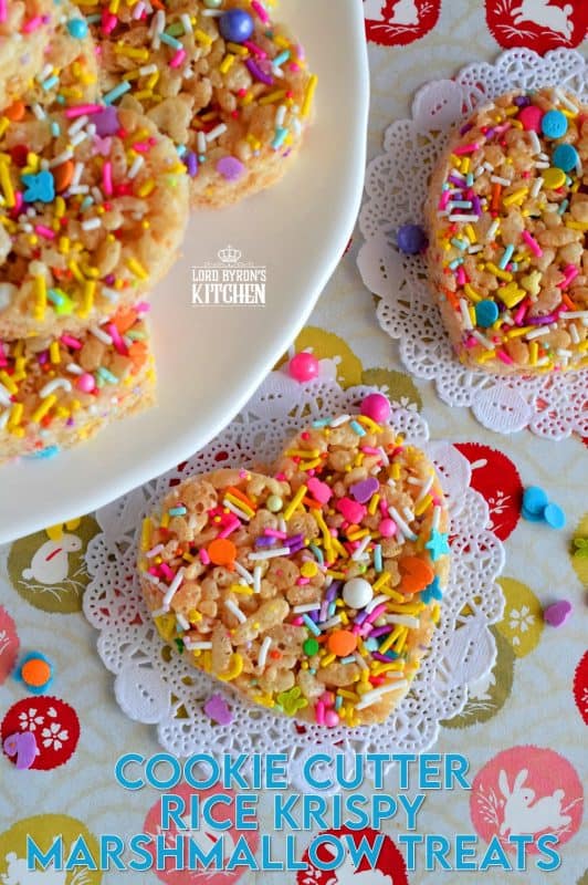 Cookie Cutter Rice Krispy Treats are an easy way to make your own Easter treats at home! Flatten the mixture, refrigerate to firm, and cut with your favourite cookie cutters! #ricekrispytreats #marshmallowtreats #cookiecutters #marshmallow #easter #eastertreats #sprinkles