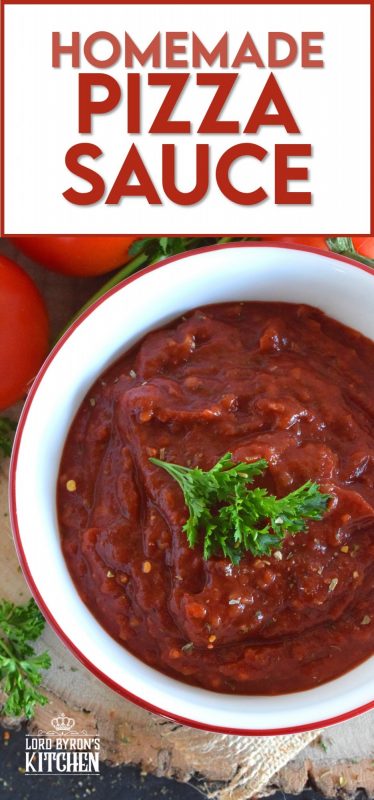 Every good pizza starts with a good pizza crust, but without a good Homemade Pizza Sauce, that crust is just dough! This sauce has all the best pizza seasonings you need and more! #pizza #pizzasauce #homemade #homemadepizza #sauce