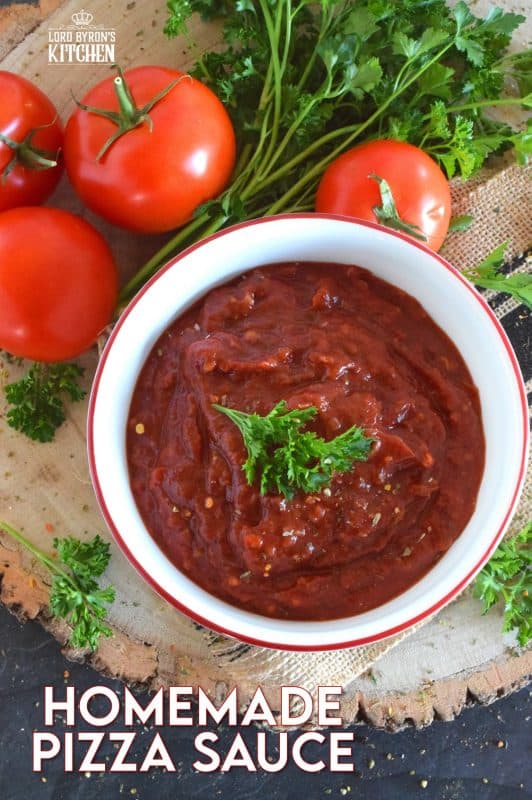 Every good pizza starts with a good pizza crust, but without a good Homemade Pizza Sauce, that crust is just dough! This sauce has all the best pizza seasonings you need and more! #pizza #pizzasauce #homemade #homemadepizza #sauce