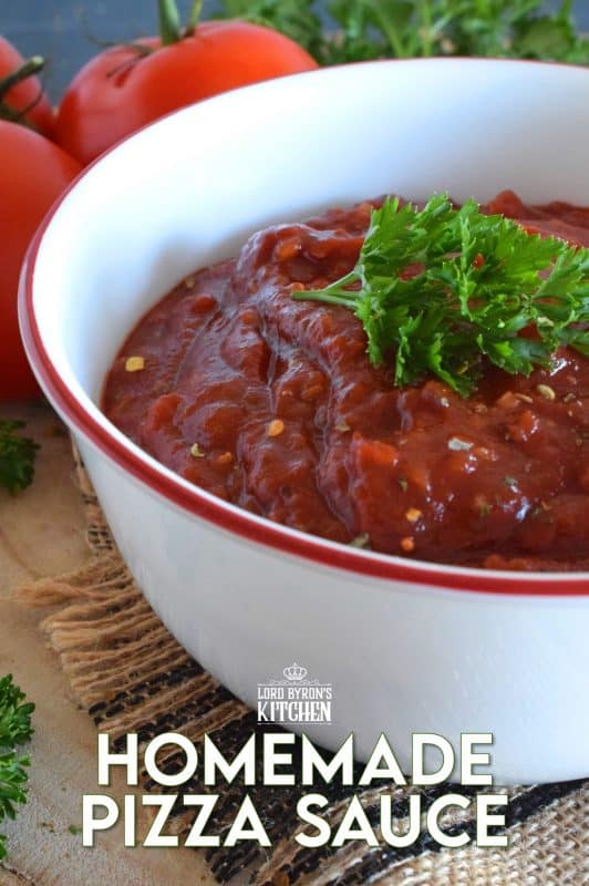 Every good pizza starts with a good pizza crust, but without a good Homemade Pizza Sauce, that crust is just dough! This sauce has all the best pizza seasonings you need and more! #pizza #pizzasauce #homemade #homemadepizza #sauce