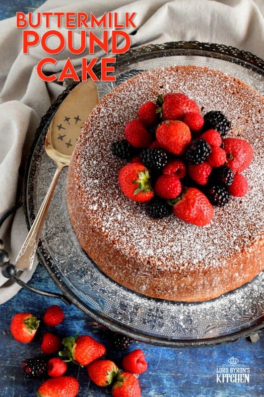 Sometimes, something very simple and non-pretentious can be the most beautiful and the most elegant. Take for instance, this impressive Buttermilk Pound Cake that needs nothing more than a dusting of sugar, some fresh fruit, and a little whipped cream - perfection! #buttermilk #dessert #pound #cake