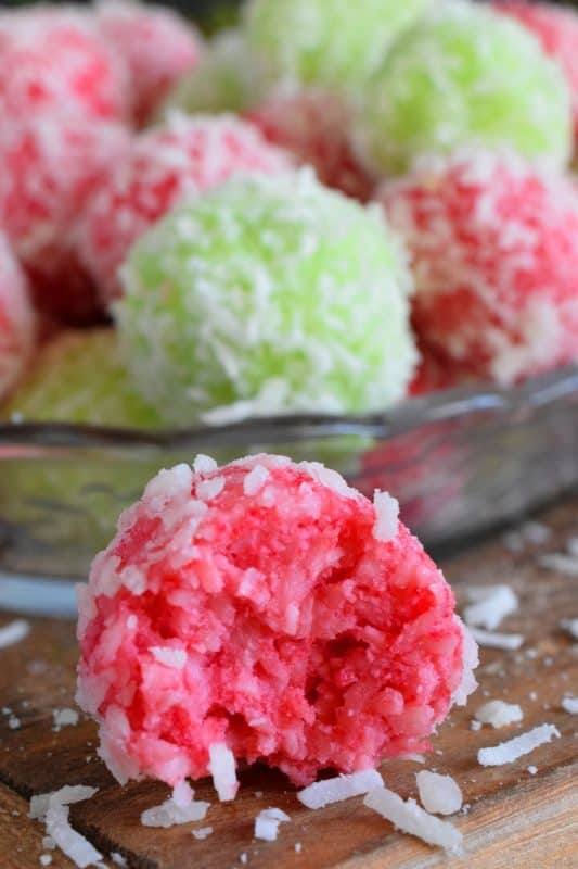 No baking, no melting, and just one mixing bowl! Mom's Christmas Jello Balls are one of the easiest cookies you'll make this holiday season! And, not only that, they taste great too! Use any flavour or colour of Jello you want! #jello #coconut #balls #christmas #holiday #nobake #kids