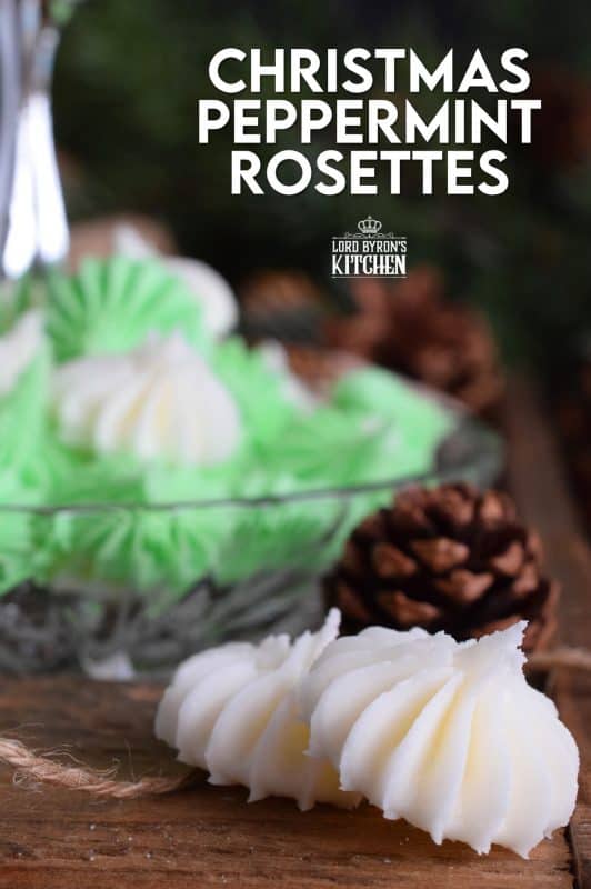 Friends and neighbours would love to receive a package of homemade Christmas Peppermint Rosettes; these make a lovely take-home goodie bag too! Play with the colours - red mints would be super festive too! #homemade #peppermint #mints #christmas #holiday #candy