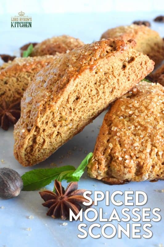 These scones are light and fluffy despite the quite noticeable flavour of the molasses and the plethora of familiar fall spices. With a warming combination of cinnamon, nutmeg, ginger, allspice, and a touch of anise, Spiced Molasses Scones are sure to wake up your taste buds! #scones #molasses #autumn #fall #spiced #baking