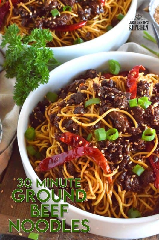This recipe combines noodles with savoury, fried ground beef and optional chilies, in a deliciously salty, garlicky, and sweet sauce. 30 Minute Ground Beef Noodles are a quick and inexpensive meal for the whole family! #groundbeef #noodles #chowmein #asianinspired #familymeals