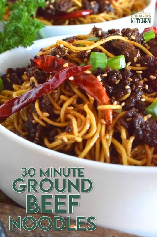 This recipe combines noodles with savoury, fried ground beef and optional chilies, in a deliciously salty, garlicky, and sweet sauce. 30 Minute Ground Beef Noodles are a quick and inexpensive meal for the whole family! #groundbeef #noodles #chowmein #asianinspired #familymeals