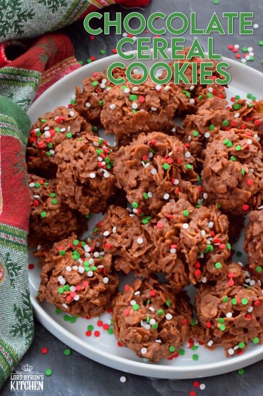 So simple, so easy, and so delicious! Chocolate Cereal Cookies are perfect for sharing and a great option for holiday cookie exchange parties. If you’re looking for a budget-friendly cookie that you can whip up in a hurry, this is it! All you need is 4 ingredients and 10 minutes! #christmas #holiday #nobake #chocolate #cookies