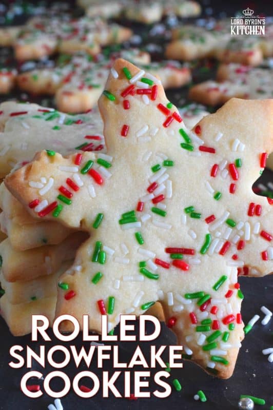 This easy-to-make cookie looks great and tastes even better! Using only four ingredients, Rolled Snowflake Cookies are for those who love to make holiday cookies with rolling pins and cookie cutters. No frosting skills needed here! #christmas #holiday #cookies #cookiecutter