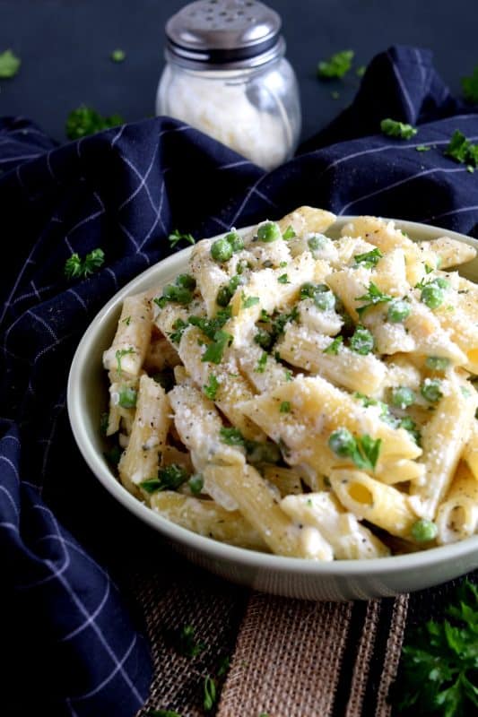 Poor Man's Pasta is a hearty, yet simple pasta dish made with a few inexpensive ingredients. It's cheesy, garlicky, creamy, and deliciously rich in flavour! This pasta has complete disregard for things like fat and carbs! #pasta #budget #cheaprecipes