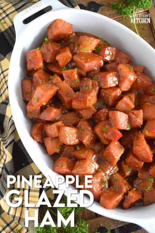 This boneless glazed ham is super easy to prepare and everyone loves it! The ham is tender and moist; it is salty, sweet and a little tart too, which makes it the perfect Easter main! Serve this retro-inspired dish the easy way - no need for carving and fancy presentation. Pineapple Glazed Ham has all the flavour without all the fuss! #pineapple #glazed #ham #easterham #glazedham #countryham #virginia