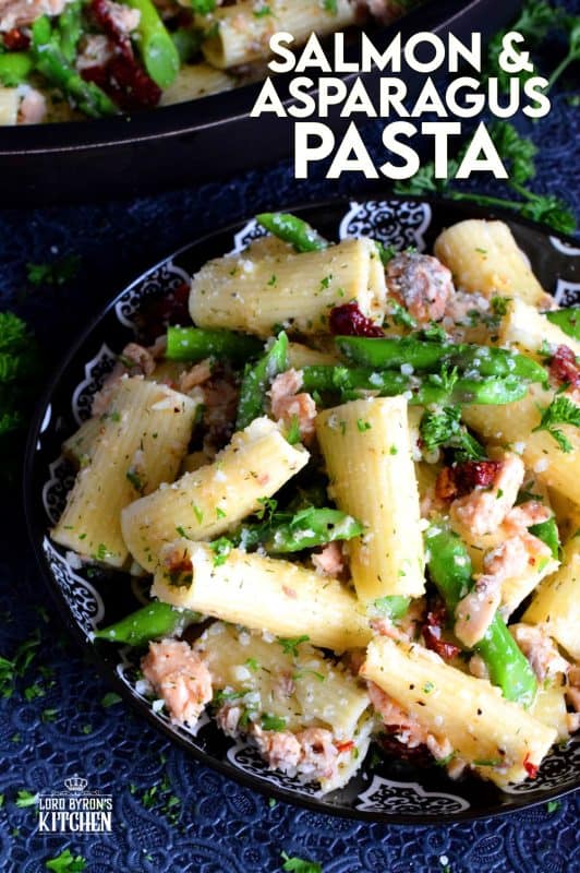 Served warm or hot, Salmon and Asparagus Pasta Salad is a complete meal with so much flavour and texture! The fresh asparagus, lemon juice, and freshly grated parmesan cheese come together to elevate the inexpensive and humble canned flaked salmon! #canned #salmon #asparagus #salad #costco