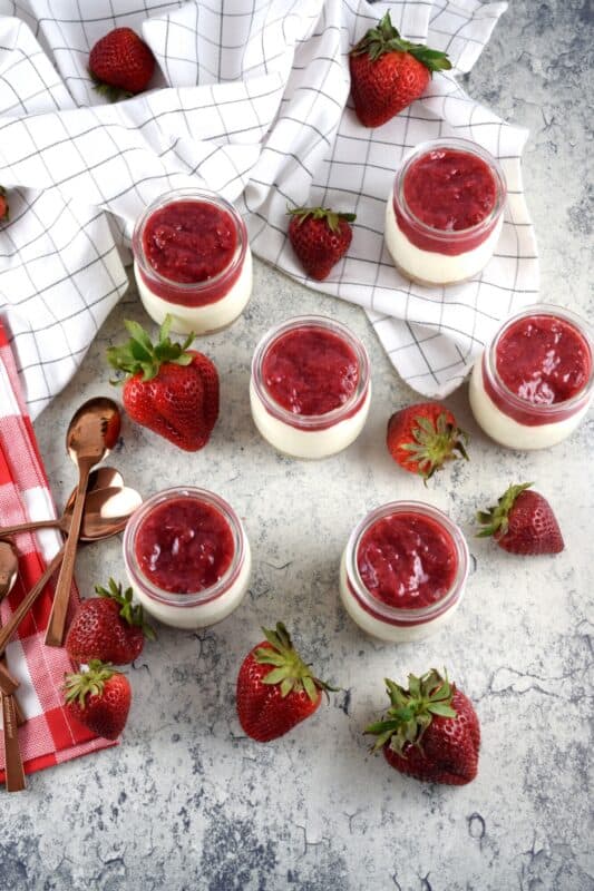 Mom's No-Bake Cheesecake is perfect for any occasion! Try making this dessert in the summertime when the last thing you want to do is turn on your oven! Once you have prepared the crumb base and the cream cheese filling, top it with your favourite store-bought or homemade jam! #cheesecake #nobake #foodinjars #masonjarrecipes #desserts #valentinerecipes