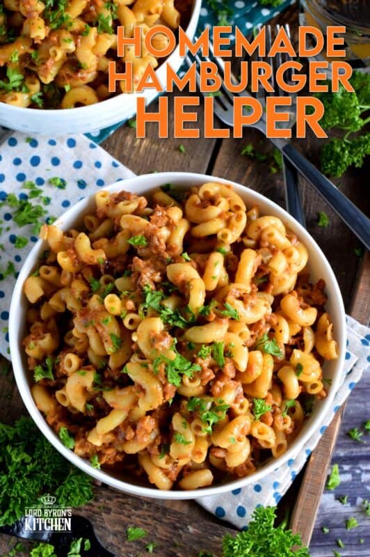 Fast, easy, and delicious, Homemade Hamburger Helper is so easy to make from scratch, that you will never buy the boxed stuff again! Plus, you control the number of preservatives and the amount of sodium! This is a meal you can feel good about serving to your family! #homemade #hamburger #helper #beef #scratch #pasta