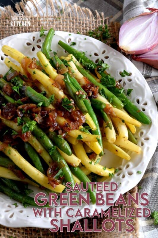 Beautifully and deliciously simple, Green Beans with Caramelized Shallots, is a fresh, light, and easy side dish alternative to the popular green bean casserole - no need for heavy creamed soup additives here! #greenbeans #sidedish #vegetables #thanksgiving #vegetarian
