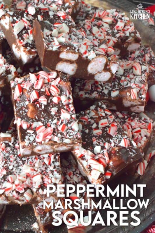 When it comes to no-bake Christmas recipes, you cannot go wrong with Peppermint Marshmallow Squares! They are loaded with chocolate and peppermint-flavoured marshmallows. Along with the peppermint extract and the crushed candy canes on top, these squares are perfect for the extreme peppermint lover! #peppermint #marshmallow #vegan #dandies #christmas #nobake