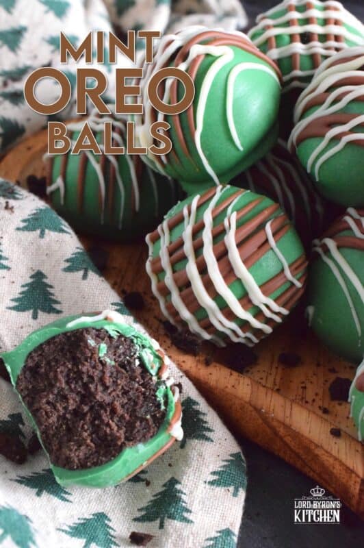 Otherwise known as truffles, these Mint Oreo Balls are prepared with crushed mint-flavoured Oreos and cream cheese. They are dipped in melted green candy melts and drizzled with milk and white melted chocolate. They're bright, beautiful, festive, and delicious! #oreo #truffles #balls #nobake #christmas
