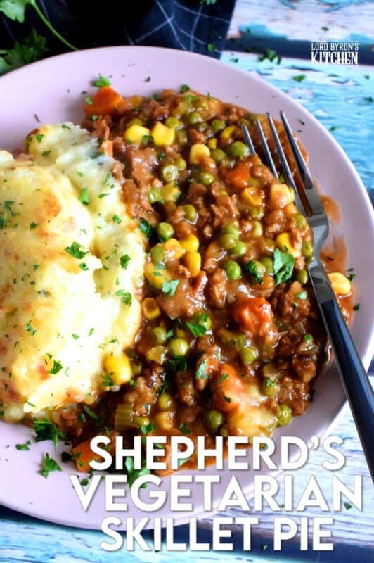 Look at these photos; doesn't that dish look hearty and meaty? That's because it is, but without a trace of meat! Shepherd's Vegetarian Skillet Pie is a perfect family dinner recipe for both vegetarians and meat lovers alike! No sides are needed here; an entire meal can be found in this one recipe! #shepherdspie #vegetarianshepherdspie #vegetarianbeef #familyrecipes #meatlessmonday #vegetarian #meatless