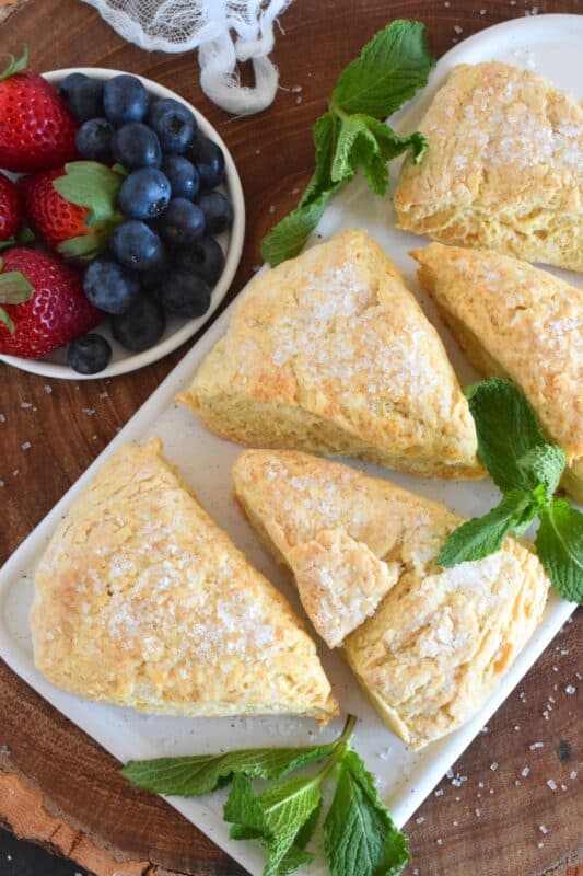 Scones are everyone's favourite, and with this Basic Scone Recipe, you can customize it to your own tastes and preferences. Add chocolate chips, almonds, dried cherries, cranberries, or blueberries; how about shredded coconut, raisins, or flavoured extracts? Endless possibilities; always delicious results! #scones #basicrecipes #plainscones #brunch #easybaking