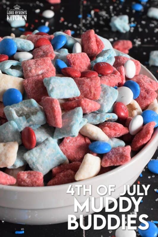 Assemble these 4th of July Muddy Buddies and serve them to your guests this Independence Day long weekend! Loaded with sugary treats, this snack mix will disappear quite quickly! Friends can help themselves to a tasty treat at your party, or scoop some into cellophane bags and tie them up with a festive ribbon as a take-home treat! #muddybuddies #4thofjuly #redwhiteandblue