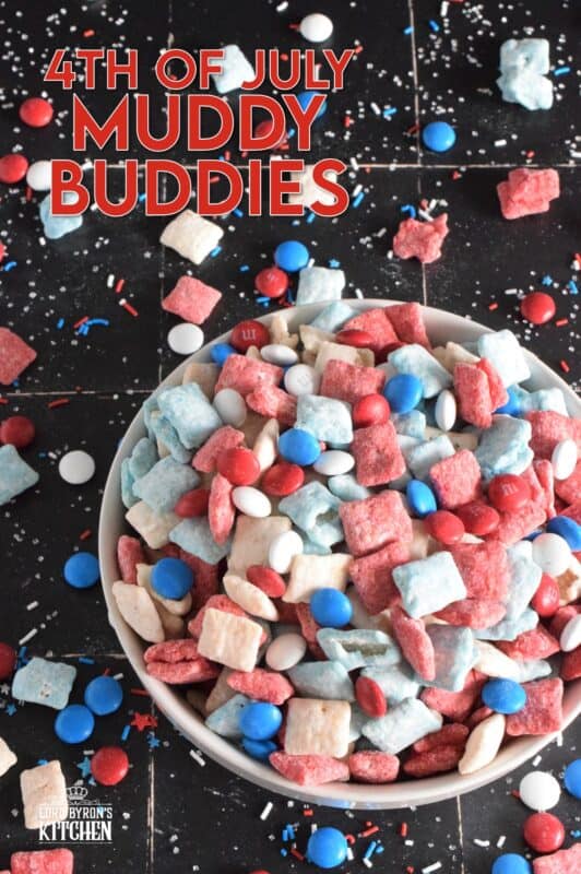 Assemble these 4th of July Muddy Buddies and serve them to your guests this Independence Day long weekend! Loaded with sugary treats, this snack mix will disappear quite quickly! Friends can help themselves to a tasty treat at your party, or scoop some into cellophane bags and tie them up with a festive ribbon as a take-home treat! #muddybuddies #4thofjuly #redwhiteandblue