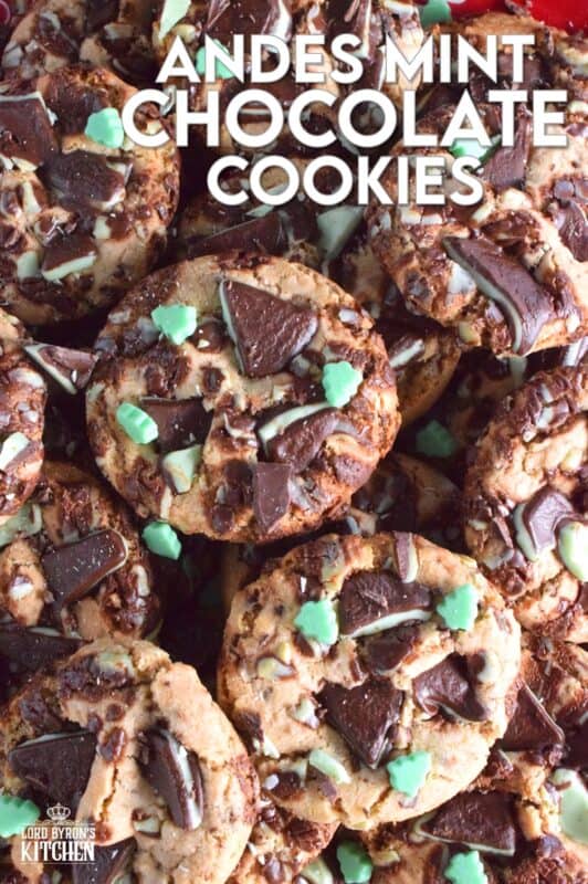Mint lovers gather around! There couldn't possibly be any more mint flavour in these cookies! Andes Mint Chocolate Cookies are prepared with both creme de menthe baking chips and chocolates, as well as mint extract. This just might be the best holiday cookie ever! #andes #cookies #chocolate #mint