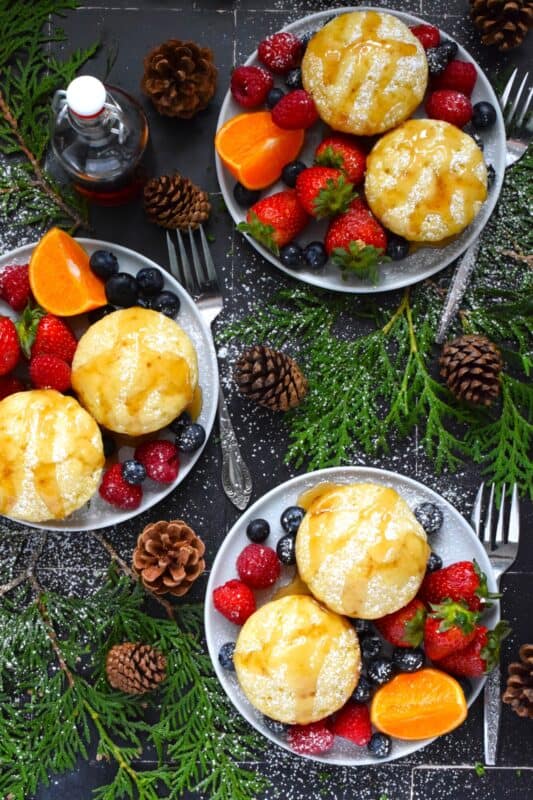 Say goodbye to standing over a griddle, watching and waiting for bubbles to form before flipping and watching and waiting some more.  Baked Muffin Tin Pancakes are super easy to make, are completely customizable, and more importantly, are super fluffy and very flavourful! #pancakes #baked #muffintin