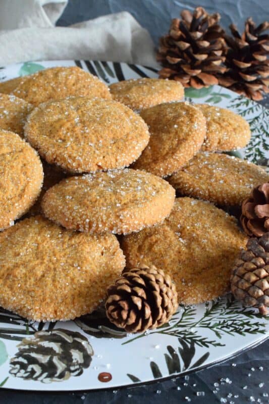 Prepared with real pumpkin puree and lots of pumpkin spice flavour, these delectably moist and sweet Pumpkin Butterscotch Cookies are everything a really good cookie should be - soothing, comforting, and flavourful! Plus, everyone loves a cookie made with molasses! #pumpkinspice #molasses #butterscotch #cookies