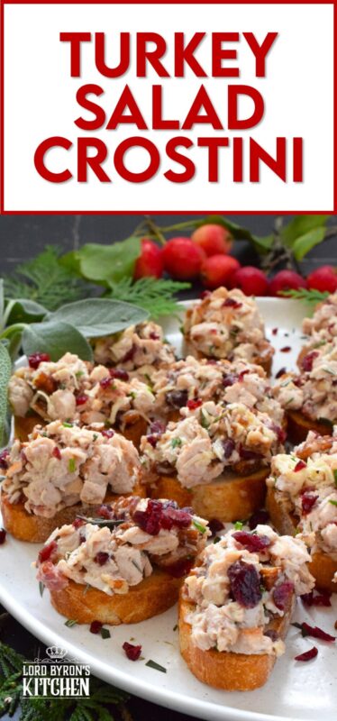 Chopped turkey breast meat is combined with bacon, cheese, and cranberries and piled onto lightly toasted or grilled bread. These crostini are savoury and sweet and have the makings of a great Christmas dinner in appetizer form. Alternatively, serve the turkey salad with crackers as a dip! #turkey #cranberry #crostini #appetizer #bacon
