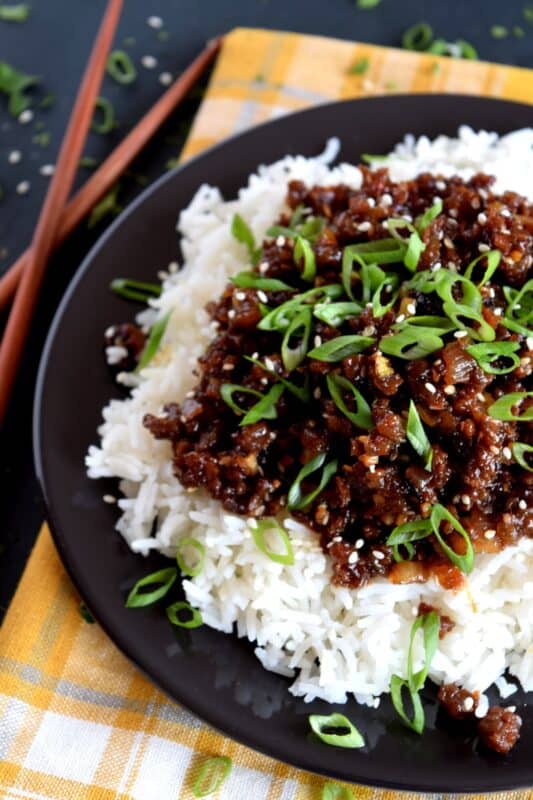 This is a vegetarian version of the popular Korean bulgogi. Vegetarian Korean Beef is a dish you didn't know you needed. It uses textured vegetable protein to achieve the same results as ground beef. 20 minutes from start to finish! Even carnivores can't get enough of this! #korean #vegetarian #beef #bulgogi