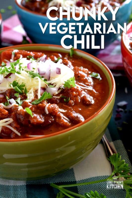 Chunky Vegetarian Chili is loaded with vegetables, kidney and black beans, tomatoes, and vegetarian beef crumbles. Alternatively, this recipe can easily be converted to non-vegetarian too! #vegetarian #beefless #chili #chunky #tvp #meatless