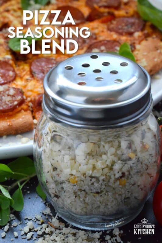 Homemade seasoning blends are the best! All you need is your spice rack and a few minutes to make your own version of this Pizza Seasoning Blend. It will open up lots of recipe possibilities and save you money too! Prepared with what most of us have in our spice racks already, this blend will keep in your fridge for months! #pizza #seasoning #blends #parmesan