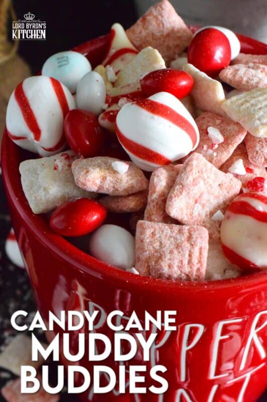 Assemble a big batch of these Candy Cane Muddy Buddies and package them up for your workmates, friends, and neighbours. Loaded with peppermint flavour and lots of chocolate, this snack mix will disappear quite quickly! Alternatively, set out a big bowl with cellophane bags and ribbon and encourage friends and guests to help themselves before leaving your holiday party! #candycane #peppermint #muddy #buddies #christmas #gift