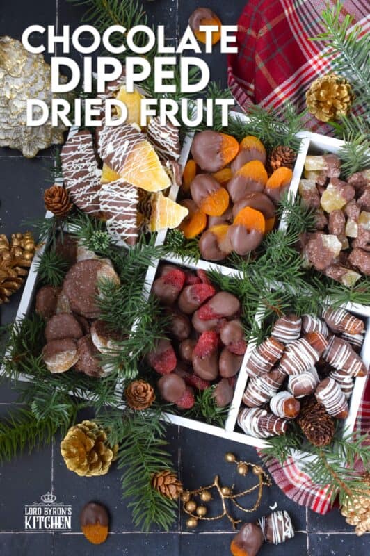 Head out to your favourite baking supply shop and select the dried fruits you like the most. While you're there, pick up some really good melting chocolate too. Once home, you can easily prepare the most delicious and snack-worthy Chocolate Dipped Dried Fruit to gift to your colleagues, friends, family, and neighbours! #gift #christmas #holiday #nobake #chocolate #dried #fruit