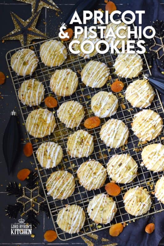 Soft and moist Apricot and Pistachio Cookies are a great addition to any holiday cookie platter! Prepared with a quick and easy cookie dough, these are packed with the chewiness of chopped dried apricots and the crunchiness of shelled pistachios! #apricot #pistachio #cookies #christmas #holiday #baking