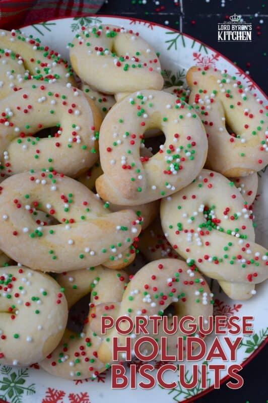 Portuguese Holiday Biscuits are easy to prepare; they are rustic and simple and the taste reminds me of old-fashioned Christmas cookies. These also make a great addition to a cookie gift box! #portuguese #cookies #christmas