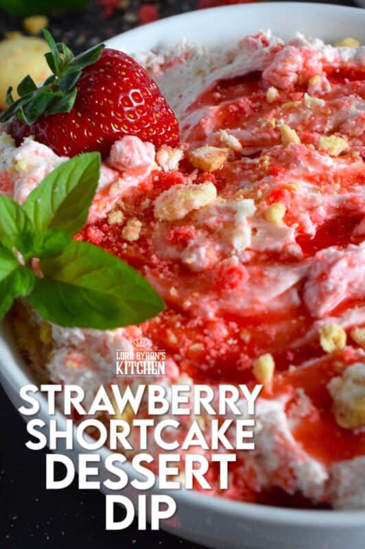 Strawberry Shortcake Dessert Dip is creamy, thick, and does not deflate like whipped cream because it's made with mascarpone! It's sweet, slightly tart, and made with strawberry shortcake crumbs! #strawberry #shortcake #crumbs #dessert #dip #mascarpone