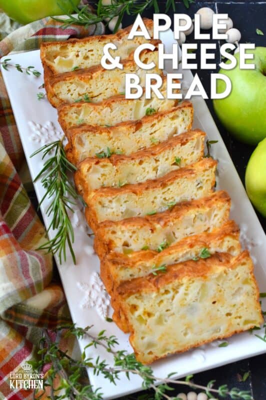Not all cakes and loaves need to be sweetened with sugar, nor do they need to be made with desserts in mind. Loaves lend themselves quite well to an afternoon tea or coffee break, especially if they are prepared to be savoury like in the case of this Apple and Cheese Bread! #loaf #bread #apple #cheese